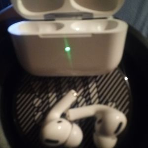 Apple airpods pro Bluetooth earbuds
